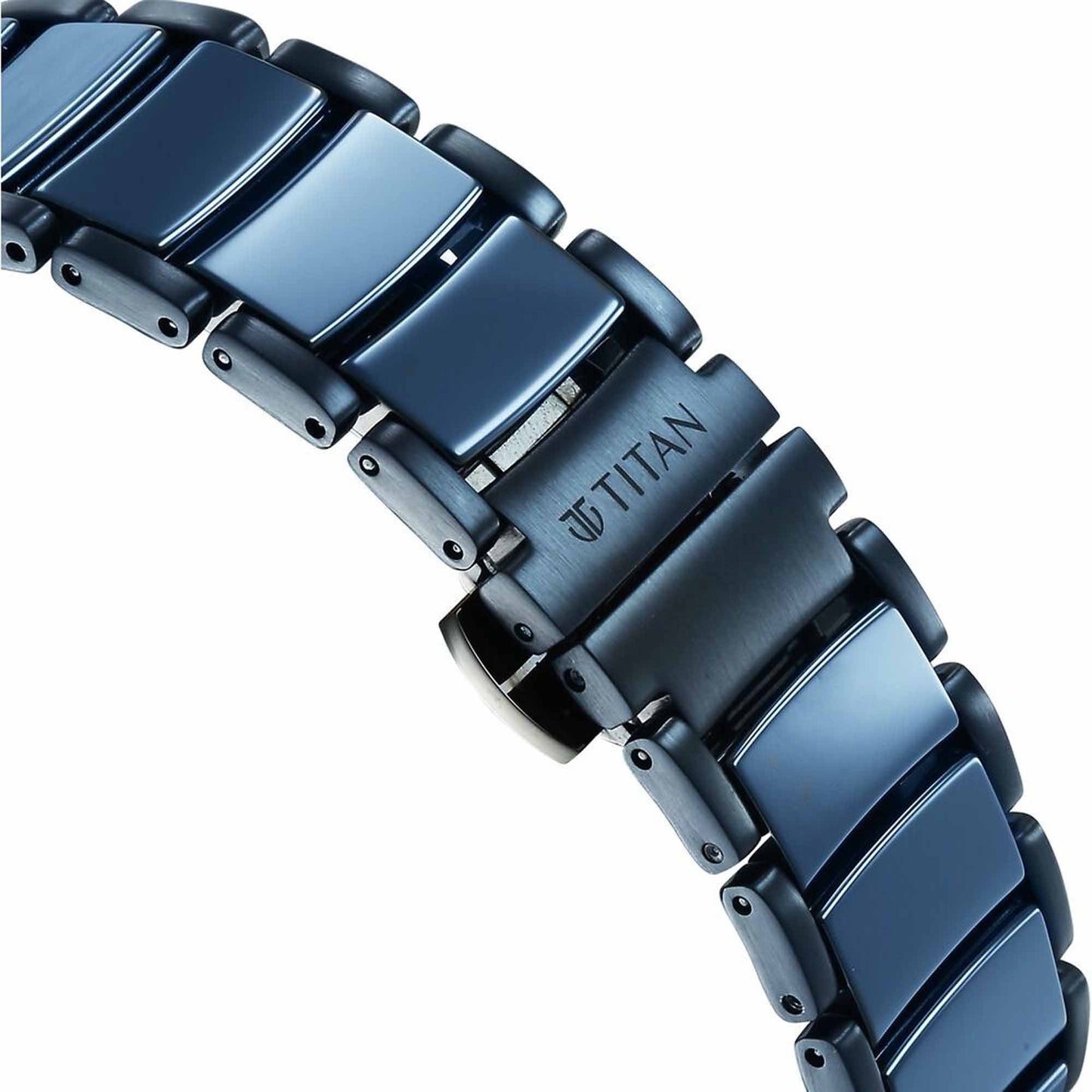 Titan Edge Melange Slim Steel & Ceramic Strap Blue Dial Analog Watch For Men