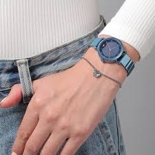 Fastrack Pulse Brown Dial Blue Stainless Steel Strap Analog Watch for Women 6221QM02