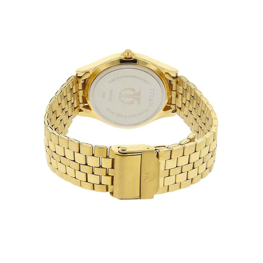 Titan Quartz Analog Champagne Dial Stainless Steel Strap Watch for Men