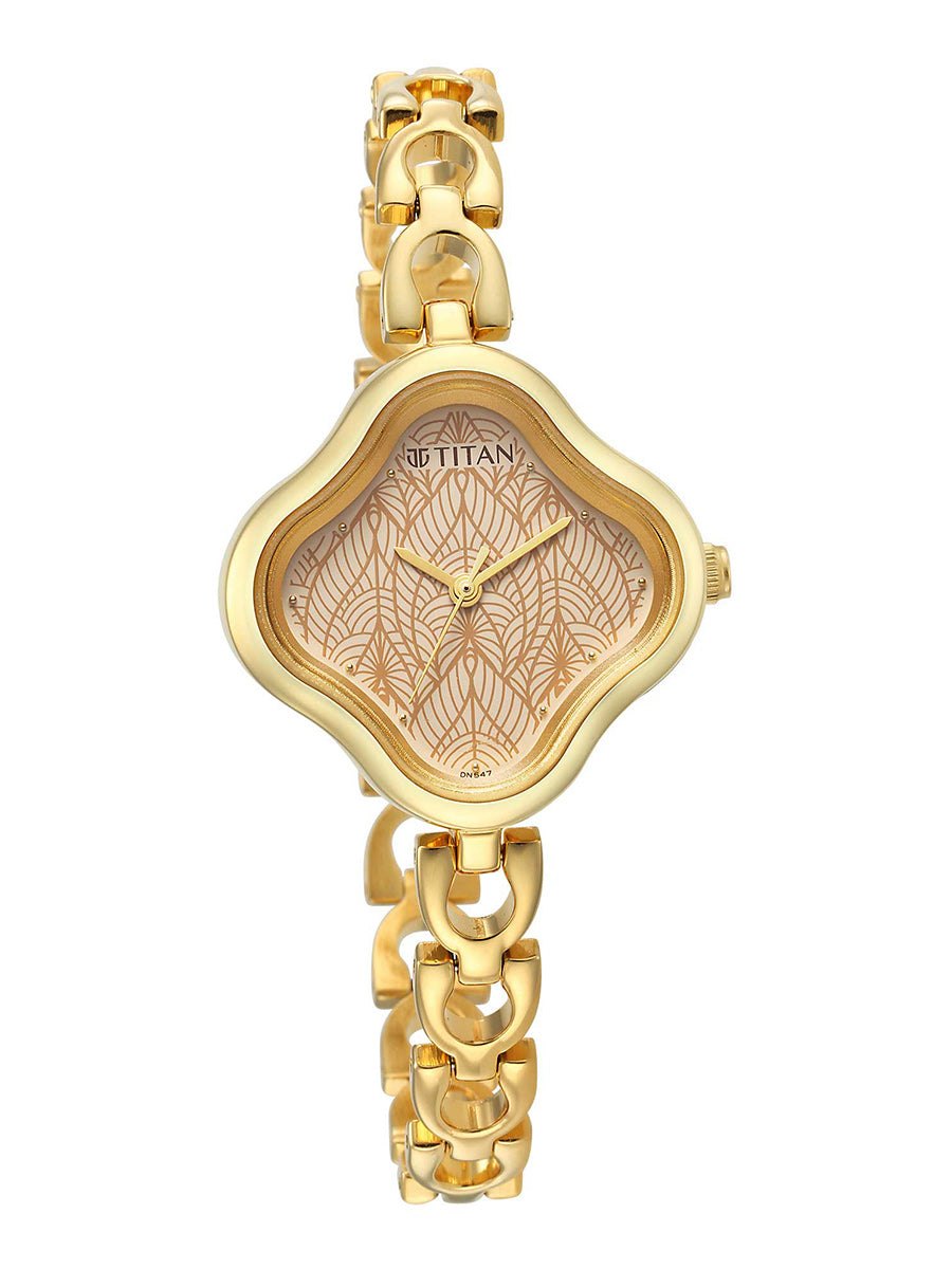 Titan Karishma Beige Dial Analog Metal Strap Watch for Women 2701YM01