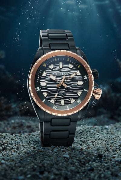 Titan Zero Hour Diver's Black Dial Analog Watch