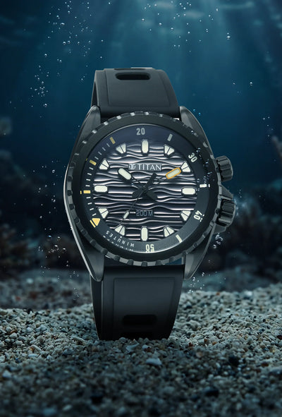 Titan Zero Hour Diver's Black Dial FKM Strap Watch