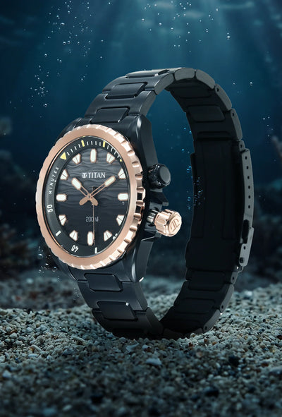Titan Zero Hour Diver's Black Dial Analog Watch