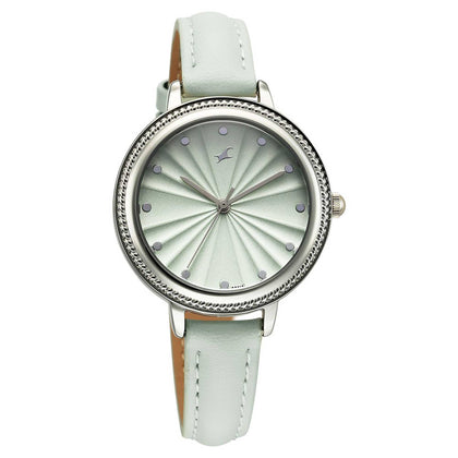 Fastrack Stunners Green Dial Leather Strap Analog Watch for Women