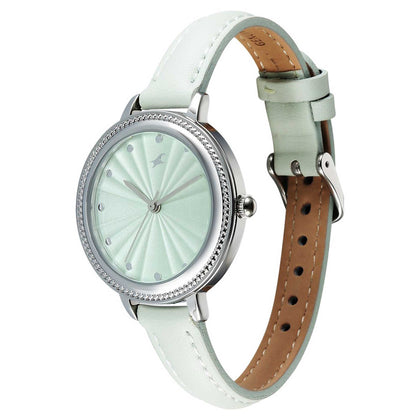 Fastrack Stunners Green Dial Leather Strap Analog Watch for Women