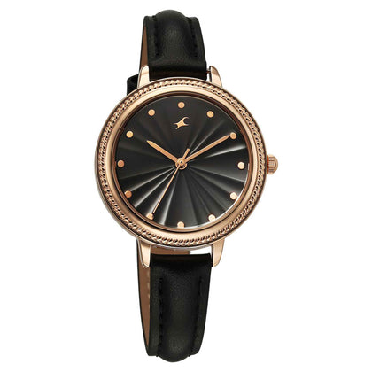 Fastrack Stunners Black Dial Leather Strap Analog Watch for Women