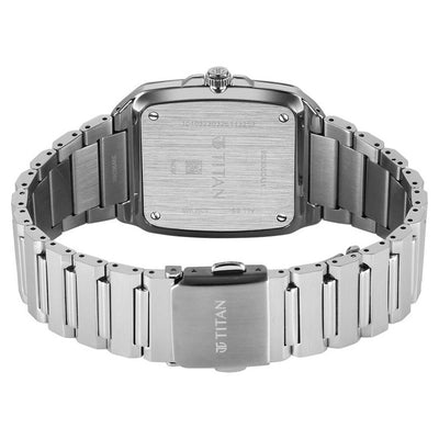Titan Classique Sleek fit Quartz Analog Executive Style Watch