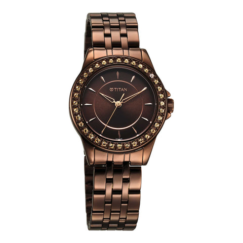 Titan Women Brass Round Shape Watches(9798QM01)