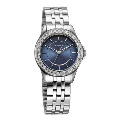 Titan Women Brass Round Shape Watches(9798SM06)