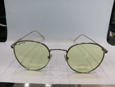 Matt White Round Unisex Sunglasses M257GR6