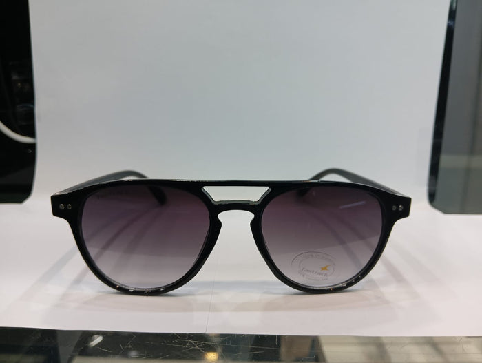 Black Round Unisex Sunglasses P472GY1V